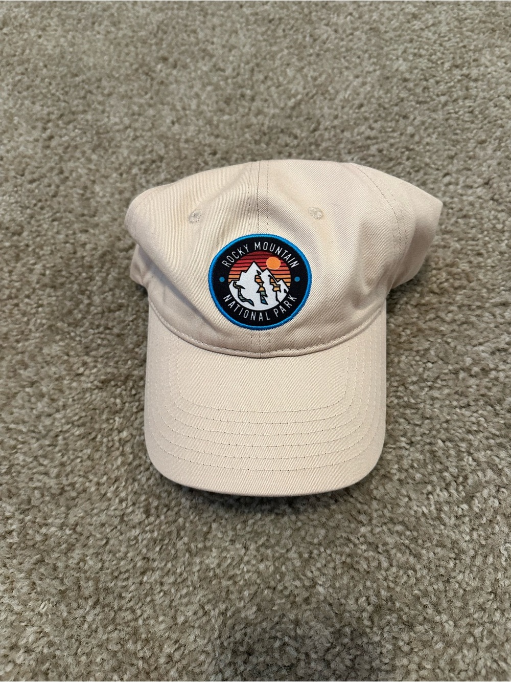 Rocky Mountain National Park Embroidered Beige Baseball Hat
